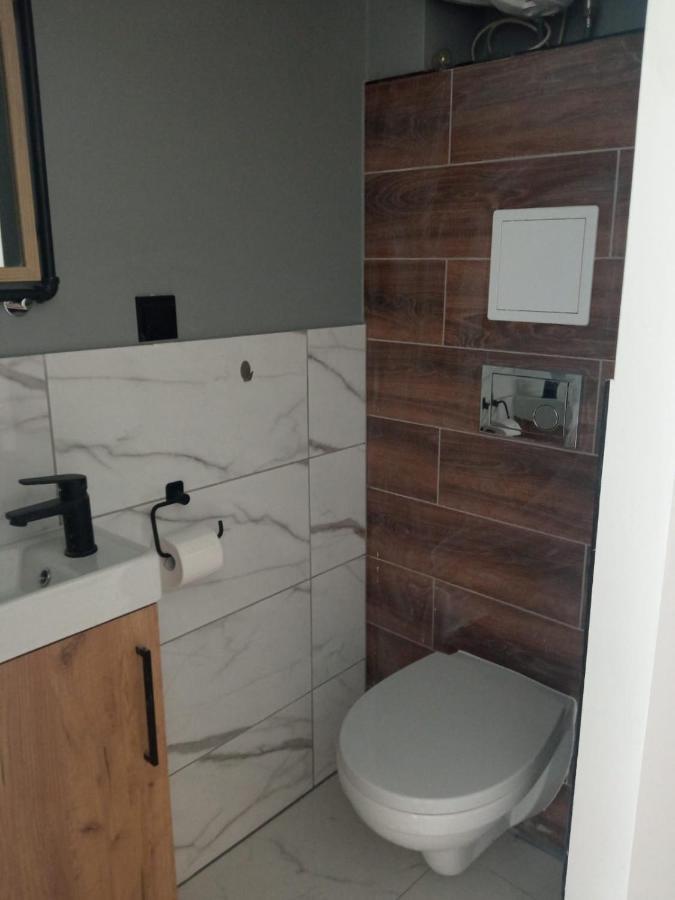 Stronska Apartment Wroclaw Bagian luar foto