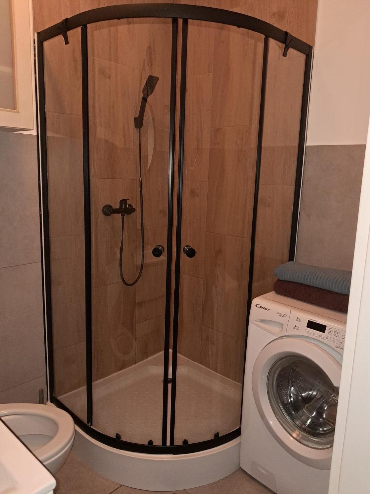 Stronska Apartment Wroclaw Bagian luar foto